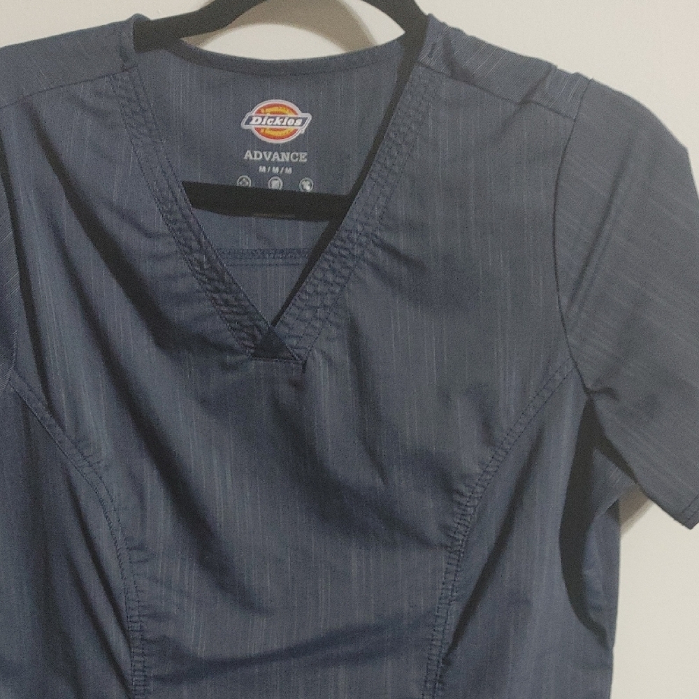 Dickies Blue V-Neck Shirt Comfortable Fit